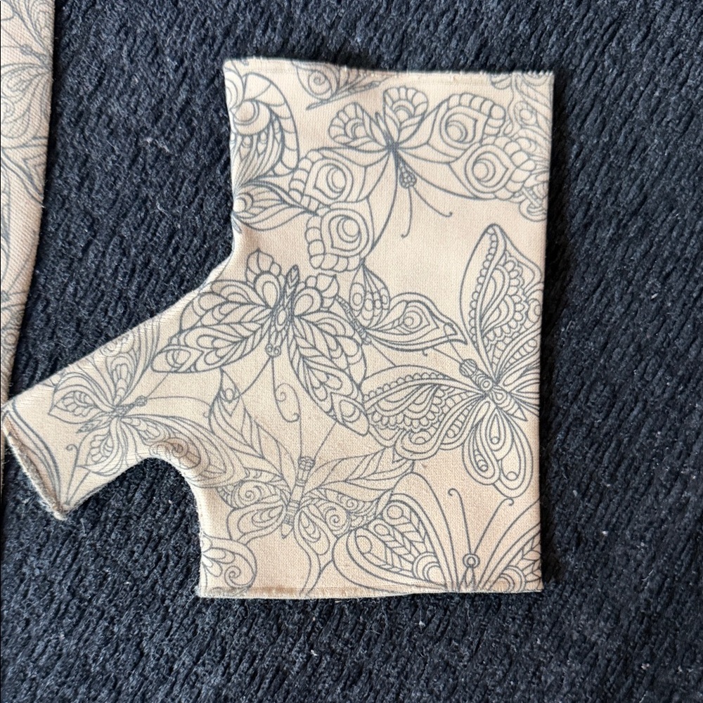 Butterfly Print compression sleeve and Glove - Picture 4 of 6